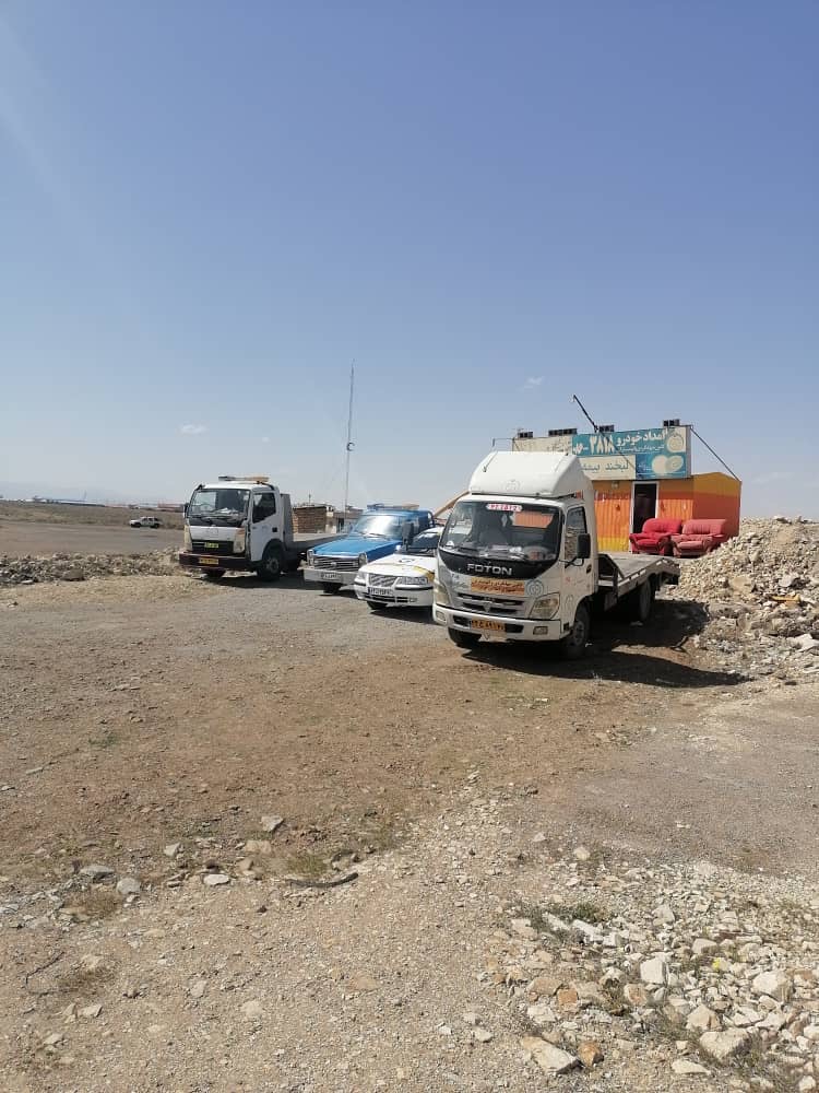 چگونه از امدادخودرو و خودروبر رستگار در زرندیه در شرایط اضطراری استفاده کنیم؟